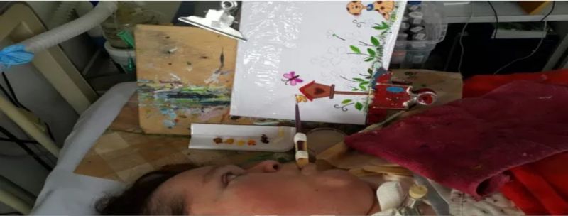 Eliana aprendeu a pintar no hospital, além de escrever um livro 