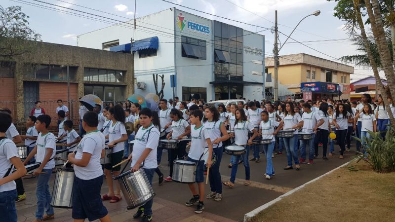 Setembro Amarelo: Secretaria de Saúde de Perdizes promove passeata sobre a prevenção ao suicídio e valorização da vida.