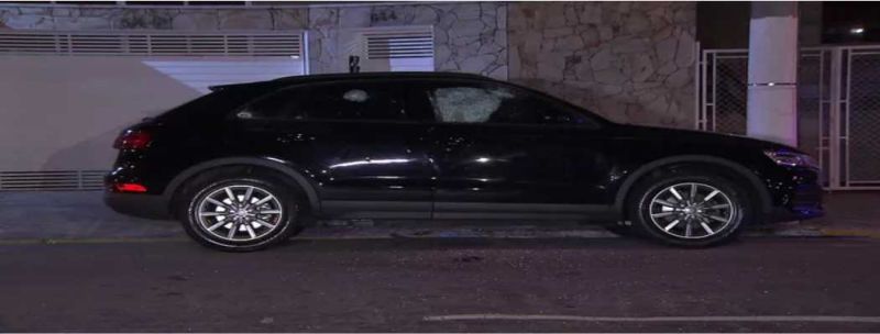Homem é morto após criminosos dispararem mais de 70 tiros de fuzil contra carro blindado no Tatuapé