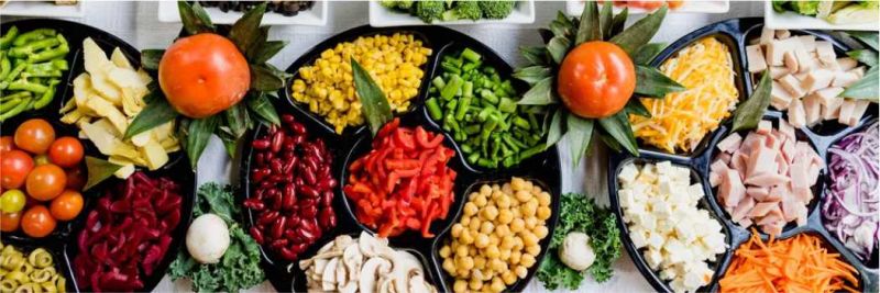 Trocar o açúcar refinado por frutas e grãos integrais é uma forma de ajudar a controlar os níveis de açúcar no sangue 