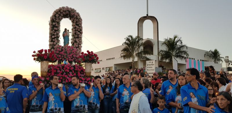 Missas, Quermesses e procissão, durante 9 dias animaram e movimentaram a Festa em louvor a Nossa Senhora da Cabeça.