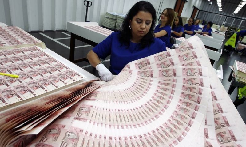 CASA DA MOEDA - Fundada em 1694, está instalada em Santa Cruz, Zona Oeste do Rio de Janeiro, e tem capacidade para produzir cerca de 2,6 bilhões de cédulas e quatro bilhões de moedas por ano Foto: Wania Corredo / Agência O Globo