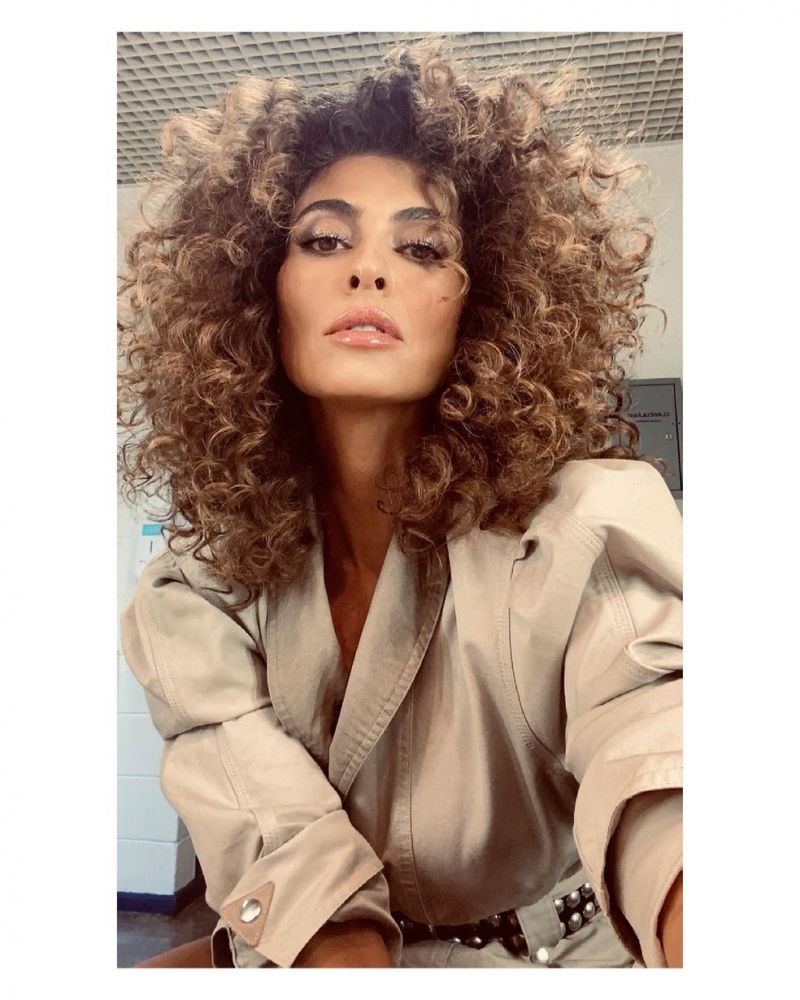 Juliana Paes mostra o cabelo natural — Foto: Reprodução/Instagram