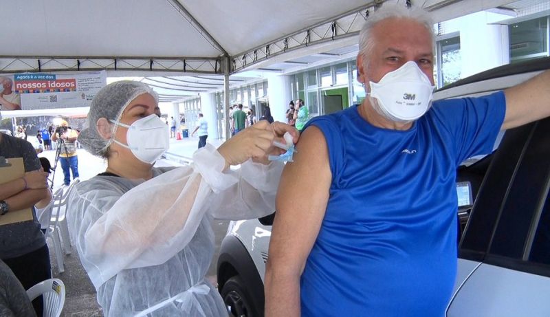 Pessoas a partir de 45 anos com doenças preexistentes podem se vacinar em Manaus — Foto: Divulgação