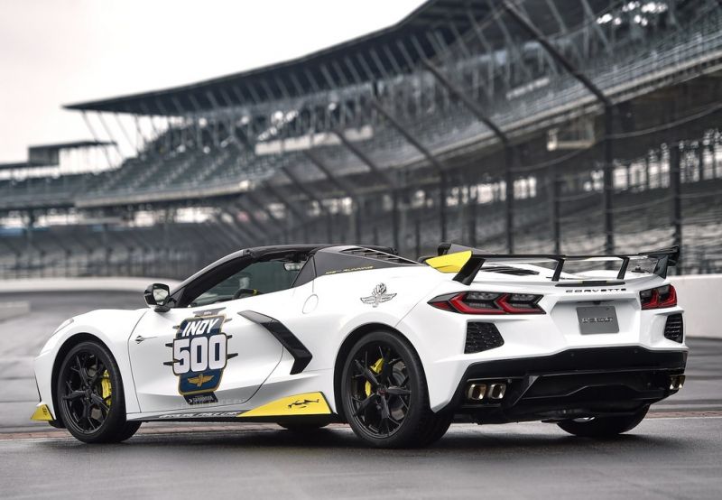 Chevrolet Corvette conversível vai para a garagem de Helio Castroneves — Foto: Divulgação