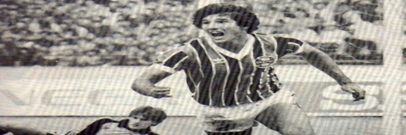 Renato Gaúcho comemora um dos gols no Mundial 