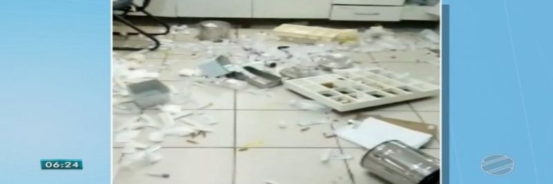 Materiais de uso no dia a dia da unidade foram destruídos e contaminados