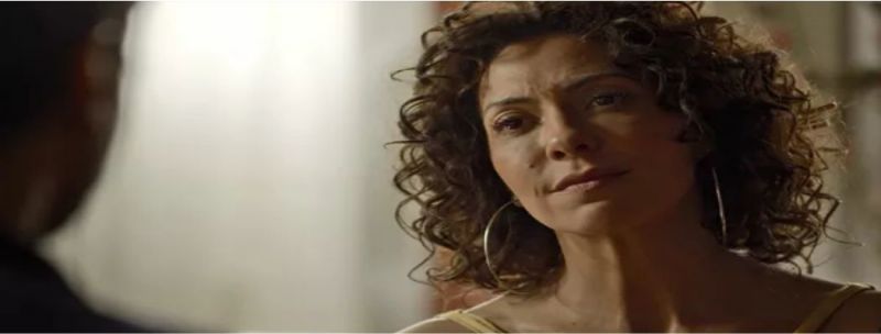 A irmã de Luzia diz com todas as letras que vai se casar com Roberval