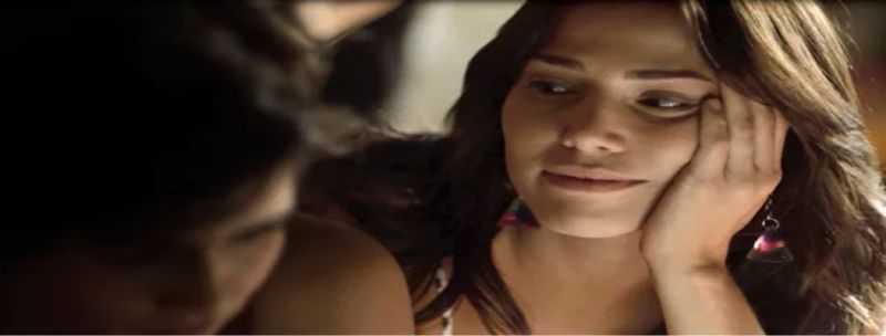 Maura se emociona ao confessar paixão pela vizinha