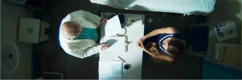 Paloma (Grazi Massafera) ia fazer um exame de rotina, mas teve uma surpresa — Foto: Reprodução/TV Globo
