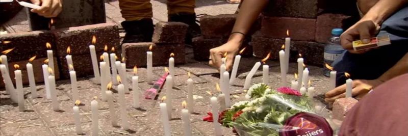 Estudantes fazem homenagem à vítimas da chacina do Bairro Benfica, na Praça da Gentilândia, onde ocorreu um dos ataques. 