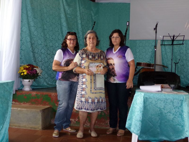 Sra. Vera, representante da família de Ana Rita da Silveira, popular Donana) 