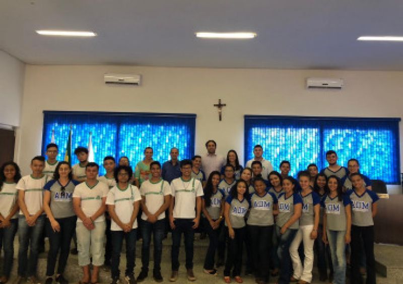 Prefeitura de Perdizes recebe estagiários de cursos técnicos