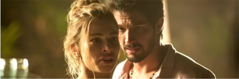 Paloma (Grazi Massafera) conta para Marcos (Romulo Estrela) que tem pouco tempo de vida — Foto: João Cotta / TV Globo