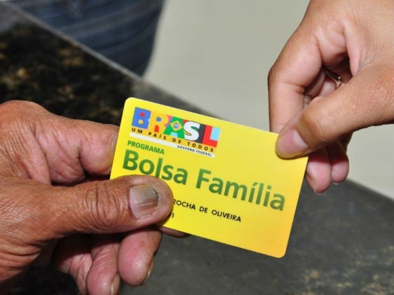 Governo prepara programa para incentivar saída de beneficiários do Bolsa Família