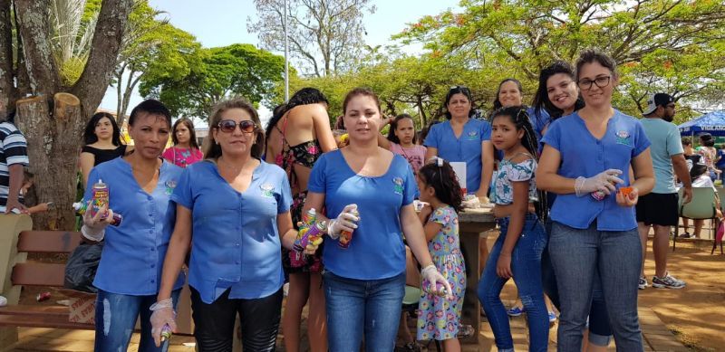 Tradicional Rua do lazer em comemoração ao Dia das Crianças lota a Praça Governador Valadares.