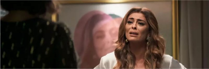 Maria da Paz (Juliana Paes) diz que procurou Jô (Agatha Moreira) por todo o leilão, na novela 'A Dona do Pedaço' — Foto: TV Globo