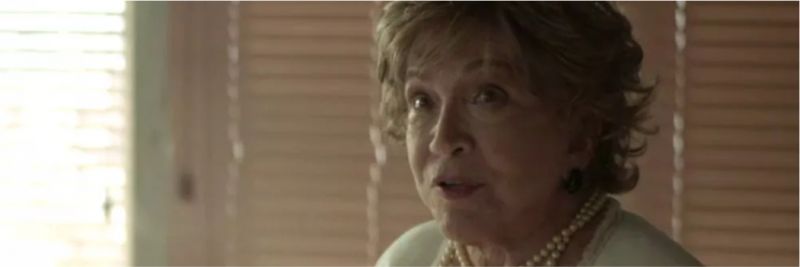 Gladys avisa que Maria da Paz está grávida — Foto: TV Globo