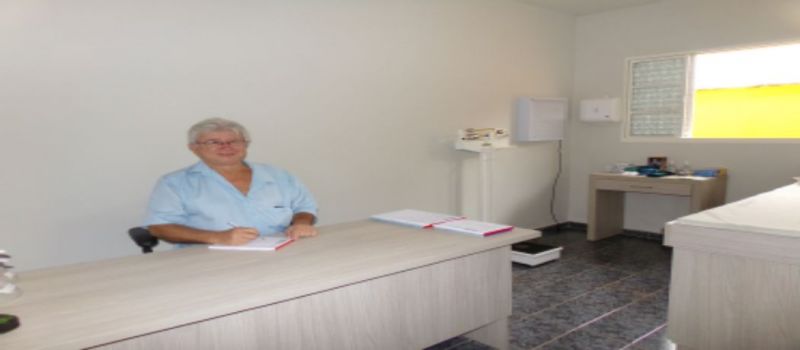 Dr. Vasco, em seu consultório. ''Um Sonho concretizado''