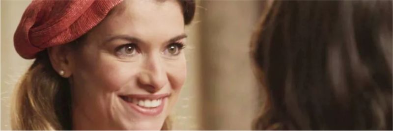 Dora é falsa com Otávio e finge que o ama — Foto: TV Globo