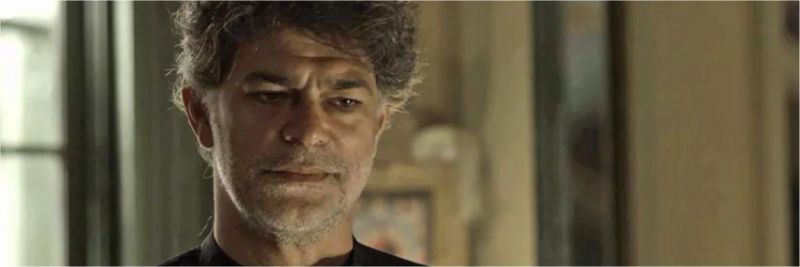Murilo (Eduardo Moscovis) avisa que vai se encontrar com Valentina (Lilia Cabral), na novela 'O Sétimo Guardião' — Foto: TV Globo