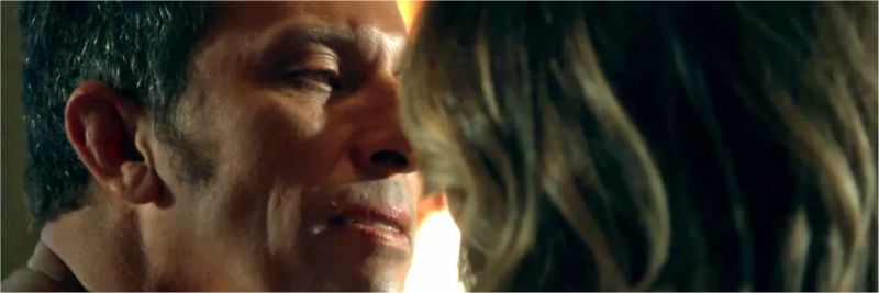 Machado (Milhem Cortaz) fica frustrado com 'não' de Rita de Cássia (Flávia Alessandra), na novela 'O Sétimo Guardião' — Foto: TV Globo