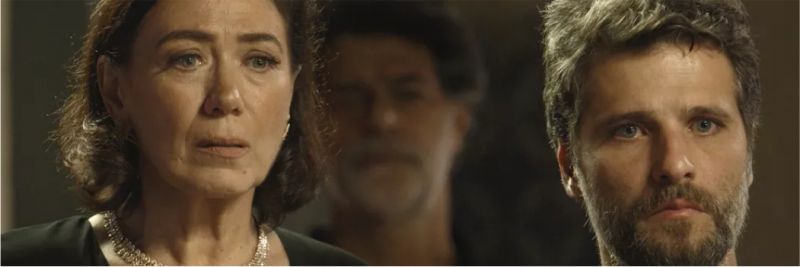 Gabriel (Bruno Gagliasso) fica chocado ao descobrir que Judith (Isabela Garcia) é a serial killer de Serro Azul, em 'O Sétimo Guardião' — Foto: TV Globo