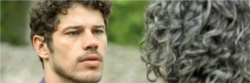 Júnior (José Loreto) tenta fazer acordo com o homem misterioso, em 'O Sétimo Guardião'