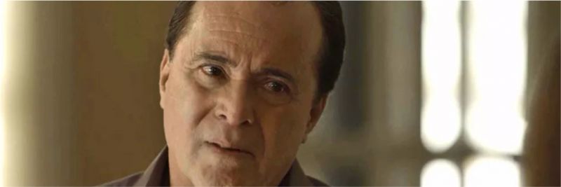 Olavo (Tony Ramos) diz a Valentina (Lilia Cabral) que a guerra é contra Gabriel (Bruno Gagliasso), na novela 'O Sétimo Guardião' — Foto: TV Globo