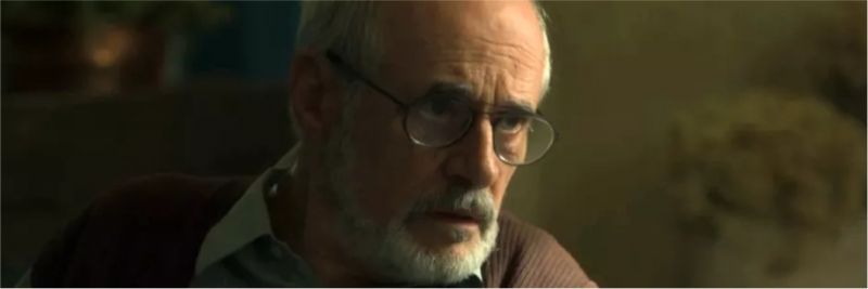 Sóstenes (Marcos Caruso) aceita conselho de Luz (Marina Ruy Barbosa) e procura Murilo (Eduardo Moscovis) no casarão, na novela 'O Sétimo Guardião' 