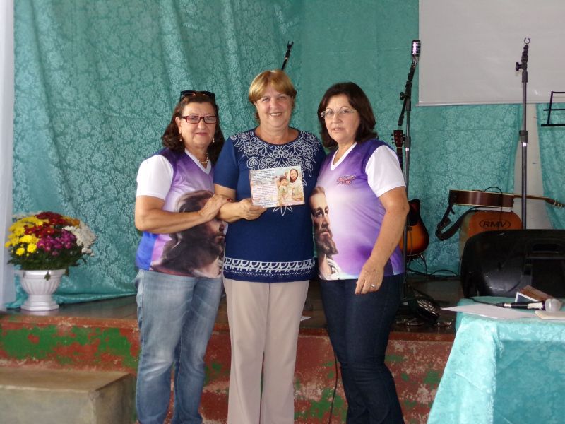 Sra. Irene Ribeiro de Oliveira, Presidente do Centro Espírita Eurípedes Barsanulfo, na Zona Rural. 