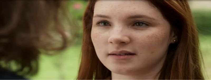 Flora avisa Tito: 'Não posso namorar você'