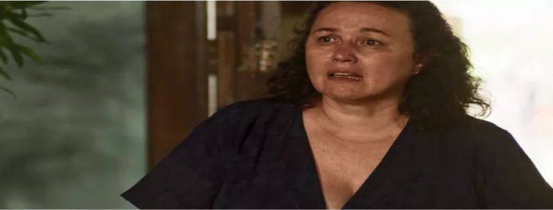 Nice fica horrorizada ao descobrir a profissão da filha