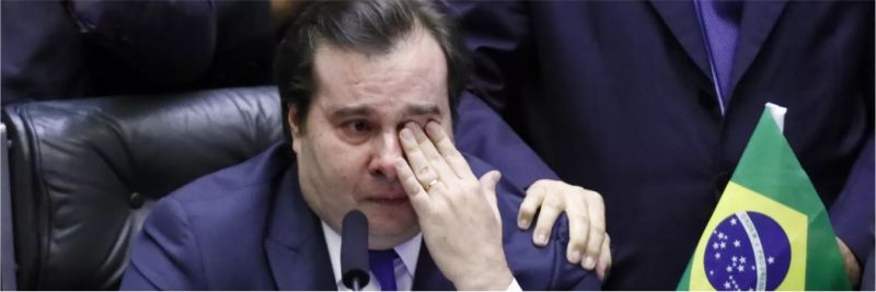 O presidente da Câmara, Rodrigo Maia (DEM-RJ), chora após ser aplaudido em plenário durante votação da reforma da Previdência — Foto: Luis Macedo/Câmara dos Deputados