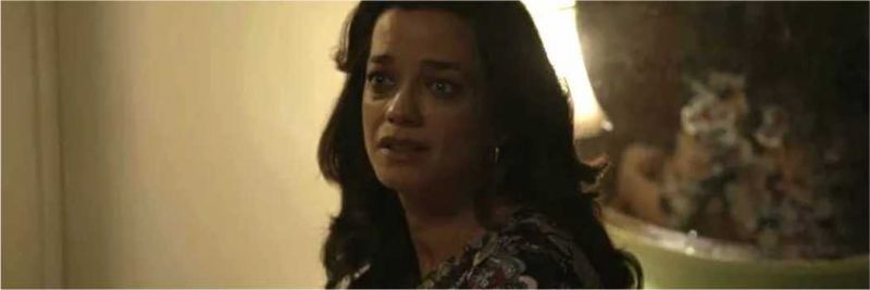 Elias (Marco Ricca) compra food truck para ajudar Missade (Ana Cecília Costa) — Foto: TV GLOBO