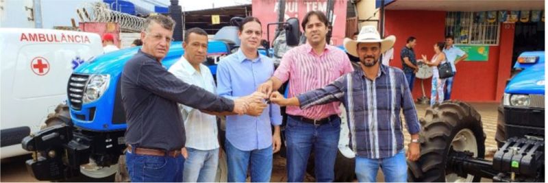 Prefeitura entrega novos veículos e reforça a frota do Município.