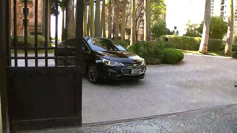 PF faz busca e apreensão nas casas de Joesley e Saud em SP