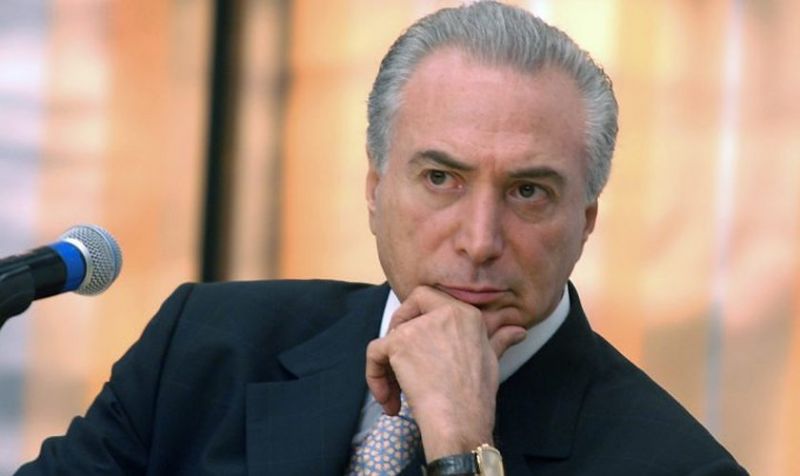 Temer e ministros discutem novas concessões para reforçar caixa do governo