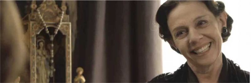 Agustina (Rosi Campos) quer que Marocas (Juliana Paiva) e Samuca (Nicolas Prattes) se casem após fazerem curso de noivos na novela 'O Tempo Não Para' 