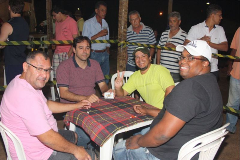 Torneio de Truco “Dinon Parafuso” chega à final.
